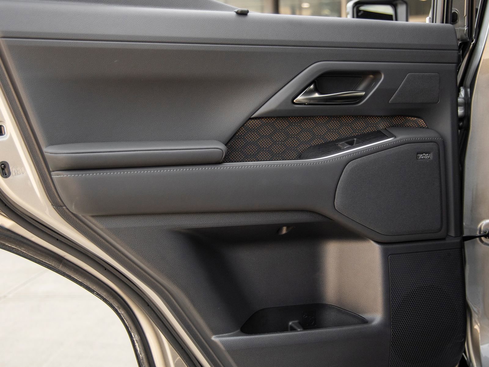 Used 2026 Lexus GX 550 w/ Accessory Package (2T) image 35