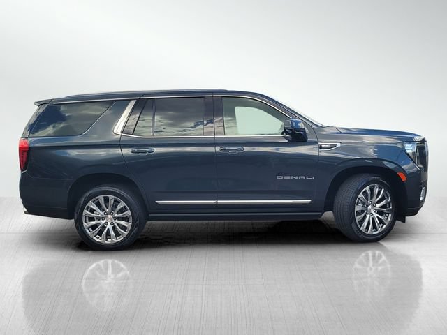 Used 2021 GMC Yukon Denali w/ Denali Premium Package AWD/4WD image 3