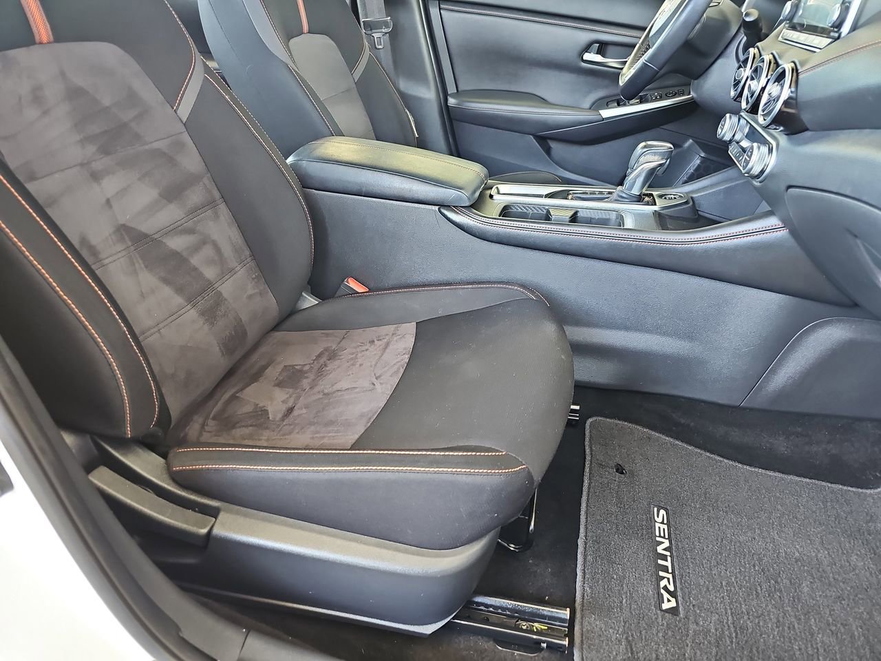 Used 2020 Nissan Sentra SR image 13