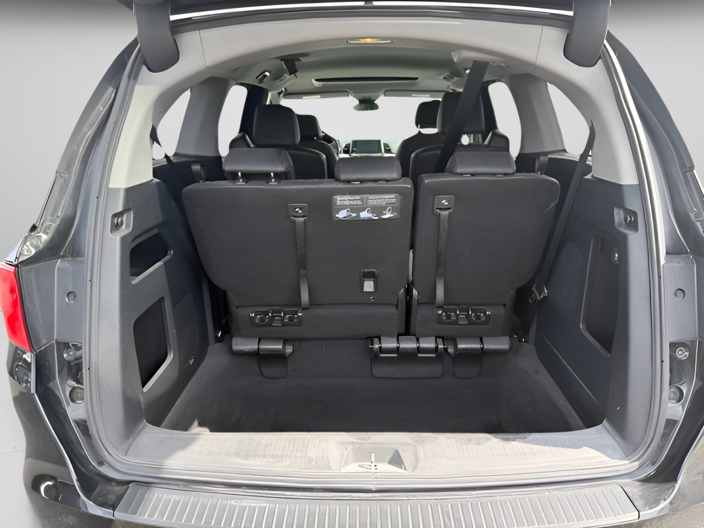 Used 2024 Honda Odyssey EX-L image 14