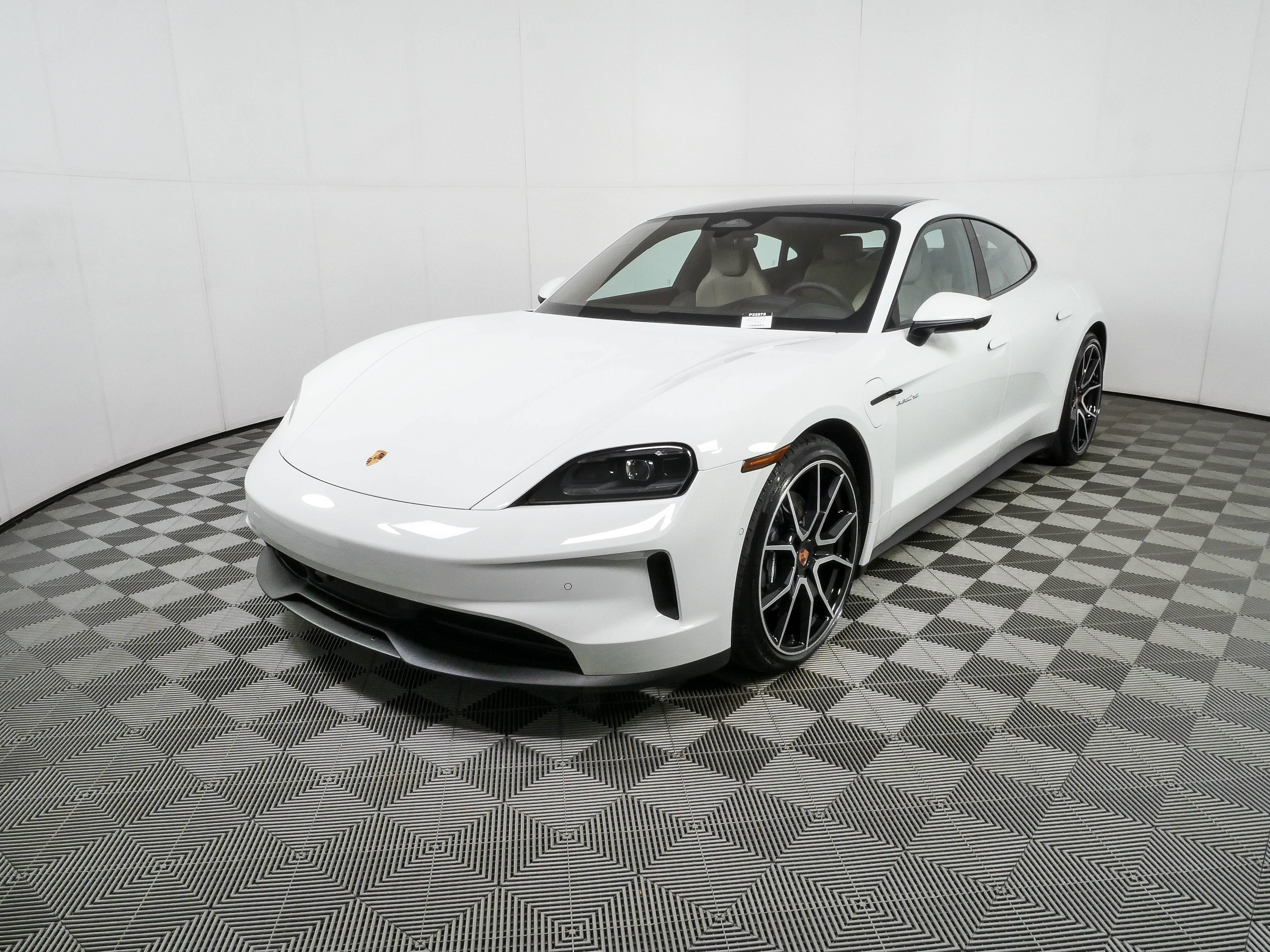 New 2026 Porsche Taycan AWD/4WD video 1