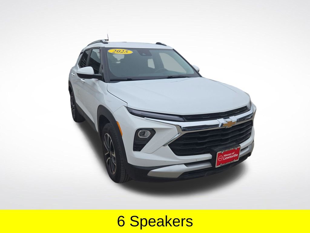 Used 2025 Chevrolet TrailBlazer LT AWD/4WD image 9