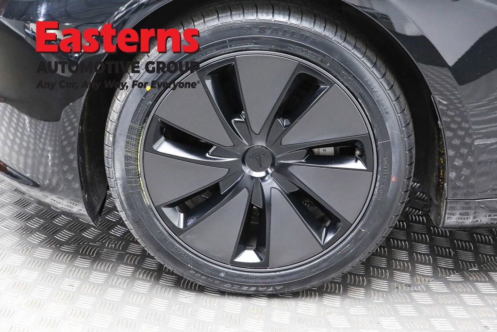 Used 2024 Tesla Model 3 Standard Range RWD image 28