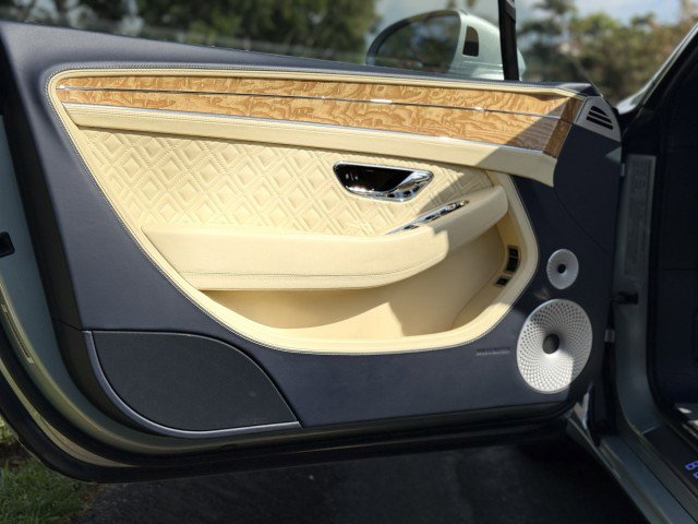 Used 2022 Bentley Continental GT Mulliner image 17