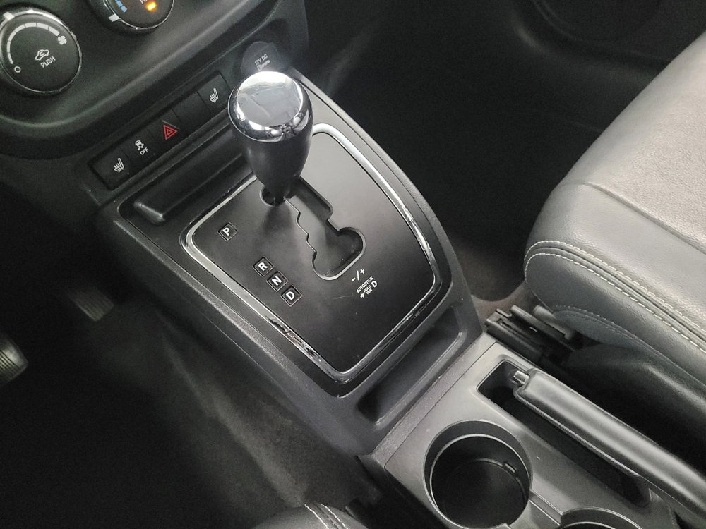 Used 2015 Jeep Patriot High Altitude FWD image 26