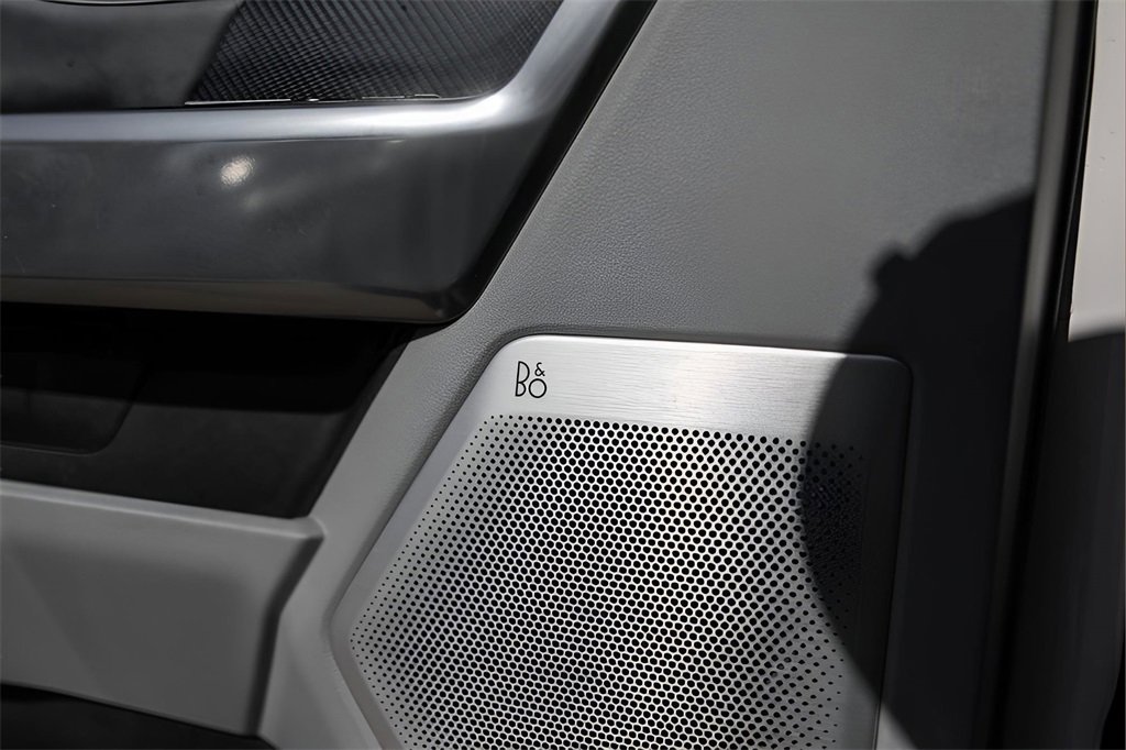 Used 2024 Ford F250 Limited w/ FX4 Off-Road Package image 25