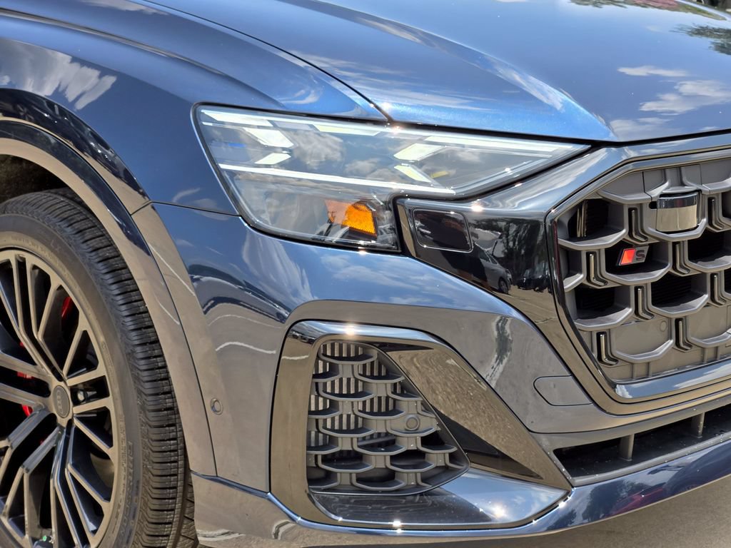 New 2026 Audi SQ8 Prestige AWD/4WD image 12