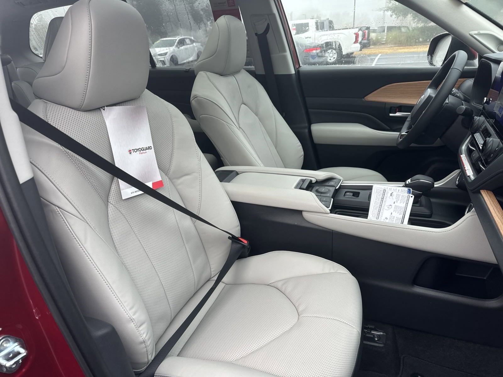 New 2024 Toyota Grand Highlander AWD image 37