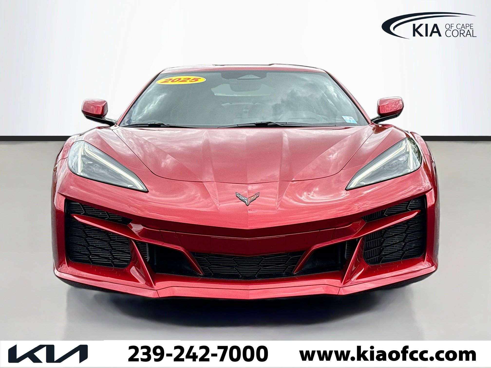 Used 2025 Chevrolet Corvette E-Ray image 8