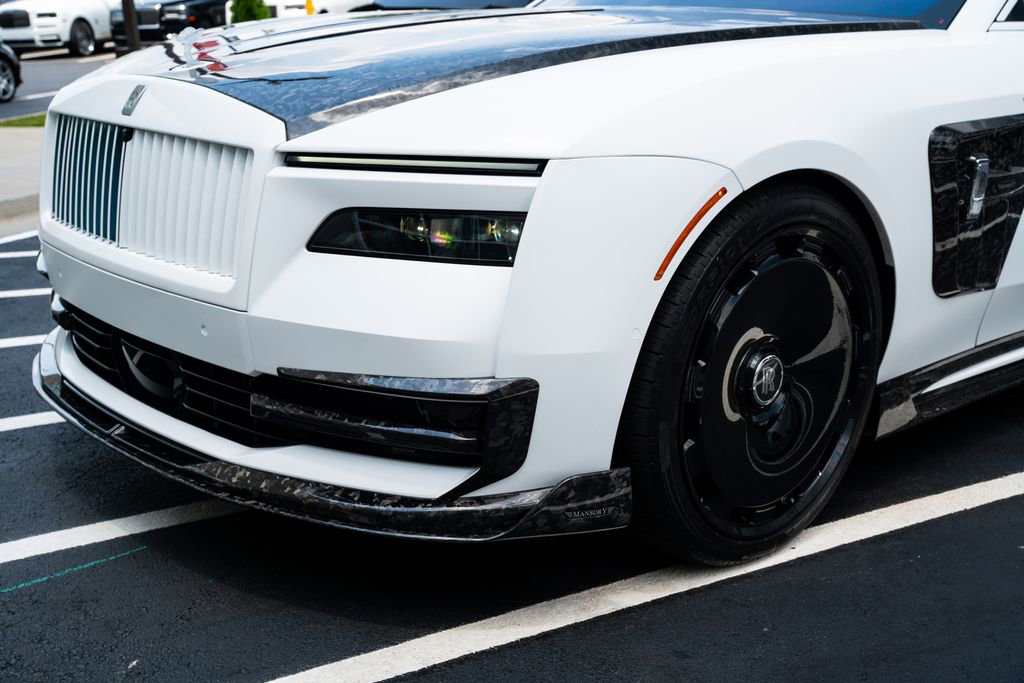 Used 2024 Rolls-Royce Spectre w/ Spectre Launch Package AWD/4WD image 35