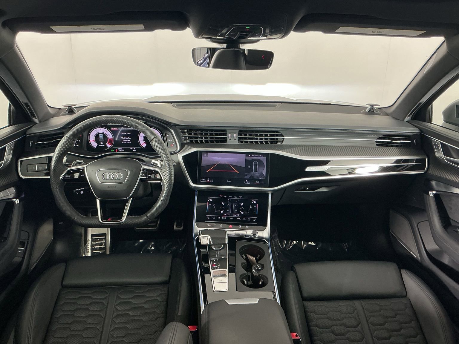 Used 2024 Audi RS 6 performance image 13