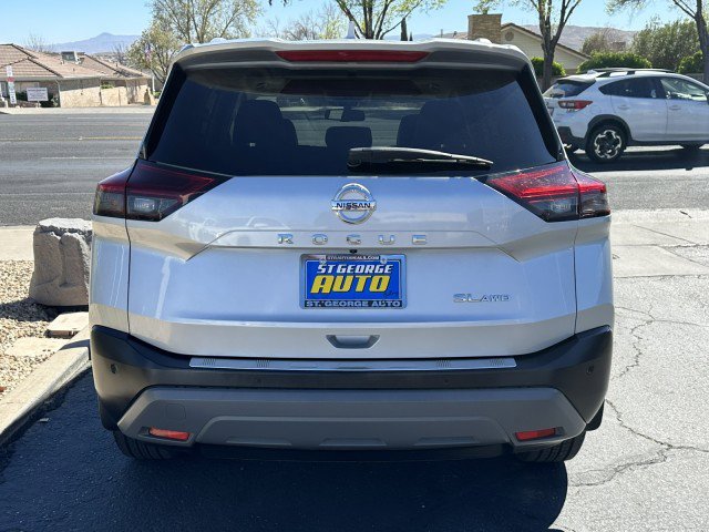 Used 2021 Nissan Rogue SL image 4