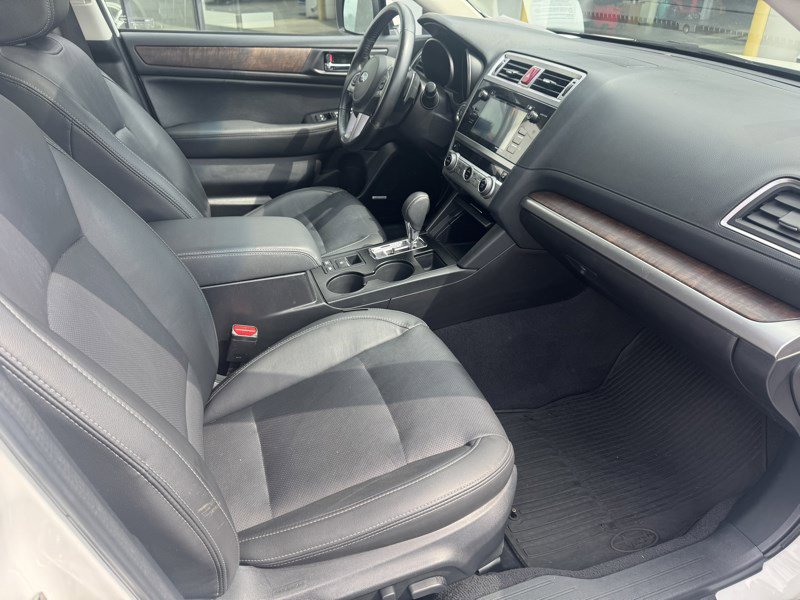 Used 2016 Subaru Outback 2.5i Limited image 12