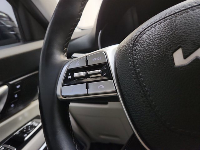 Certified 2022 Kia Telluride SX w/ SX Prestige Package image 12