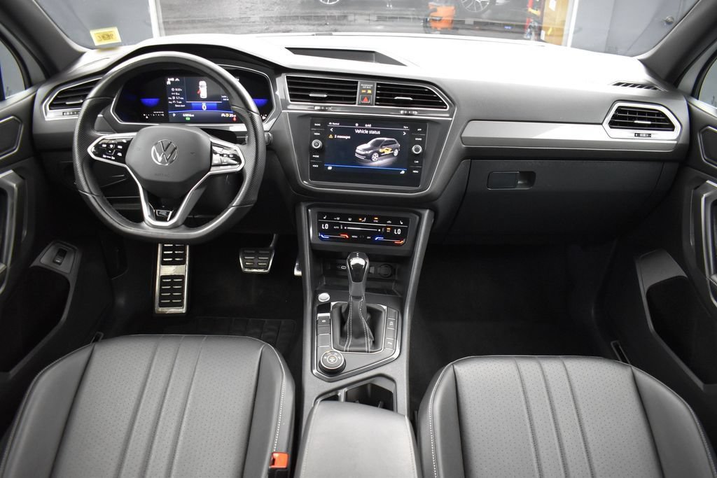 Used 2022 Volkswagen Tiguan SE R-Line AWD/4WD image 15