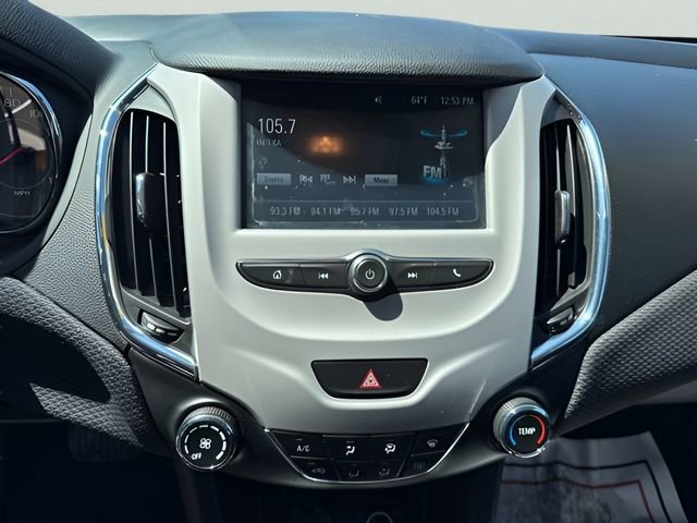 Used 2017 Chevrolet Cruze LS FWD image 13