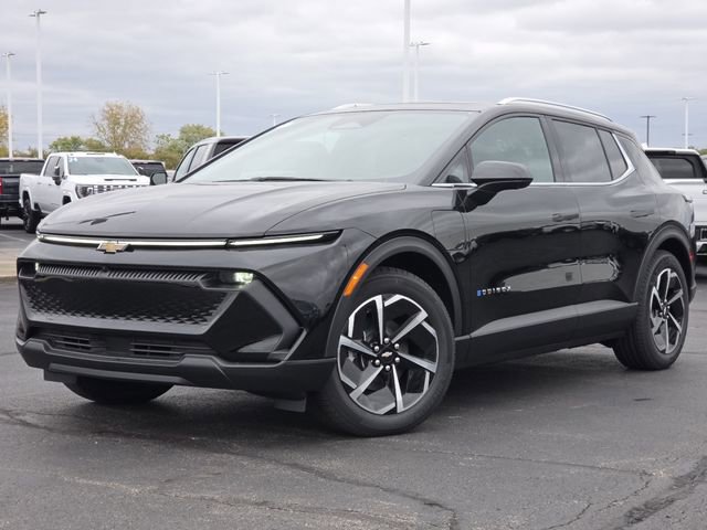 New 2026 Chevrolet Equinox EV LT image 2