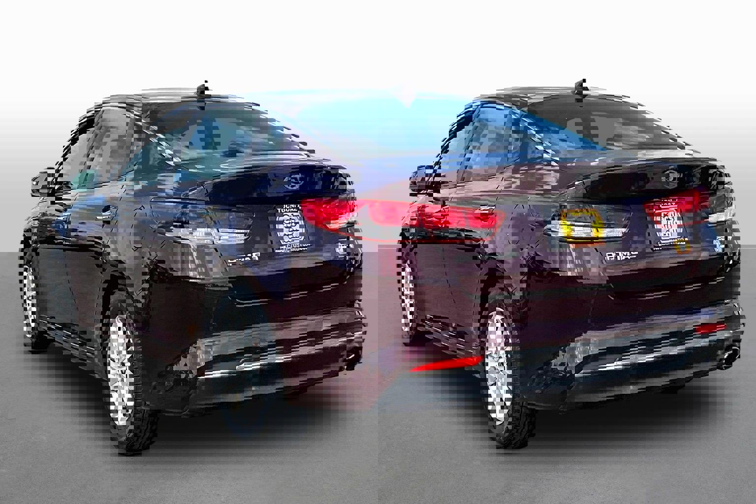 Used 2018 Kia Optima LX image 10