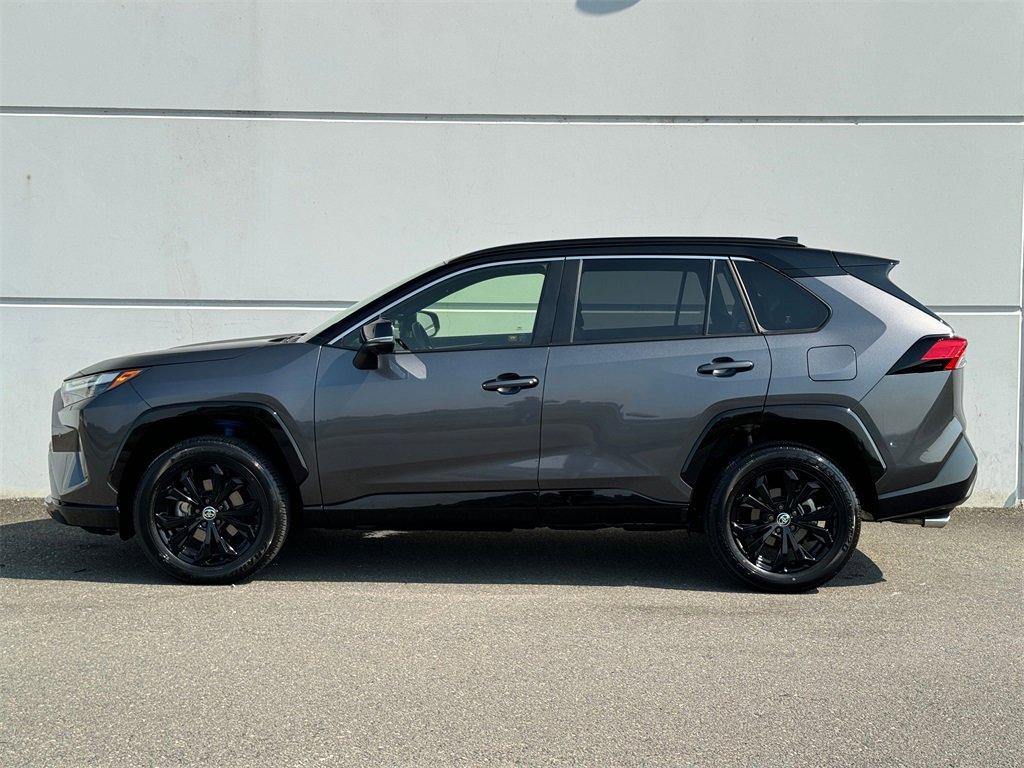 Used 2023 Toyota RAV4 XSE image 4