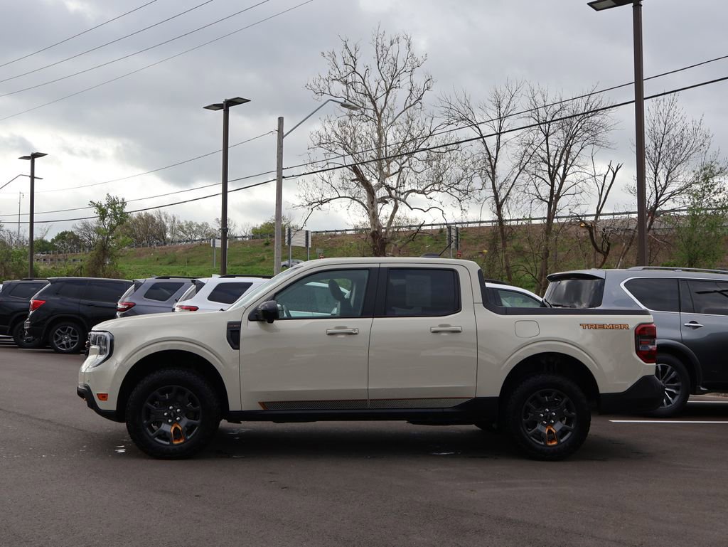 Used 2025 Ford Maverick Tremor image 4