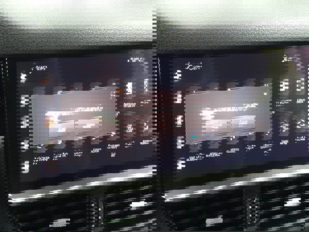 Used 2023 Porsche Cayenne Platinum Edition image 47