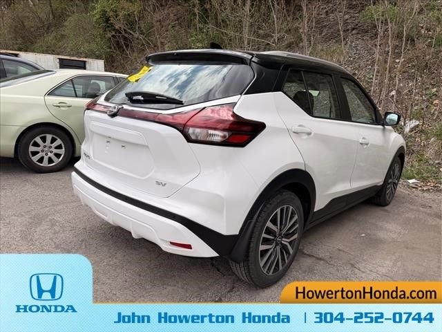 Used 2022 Nissan Kicks SV w/ Interior Electronics Package image 5