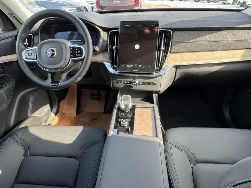 New 2026 Volvo XC90 T8 Plus w/ Protection Package Premier AWD/4WD image 6