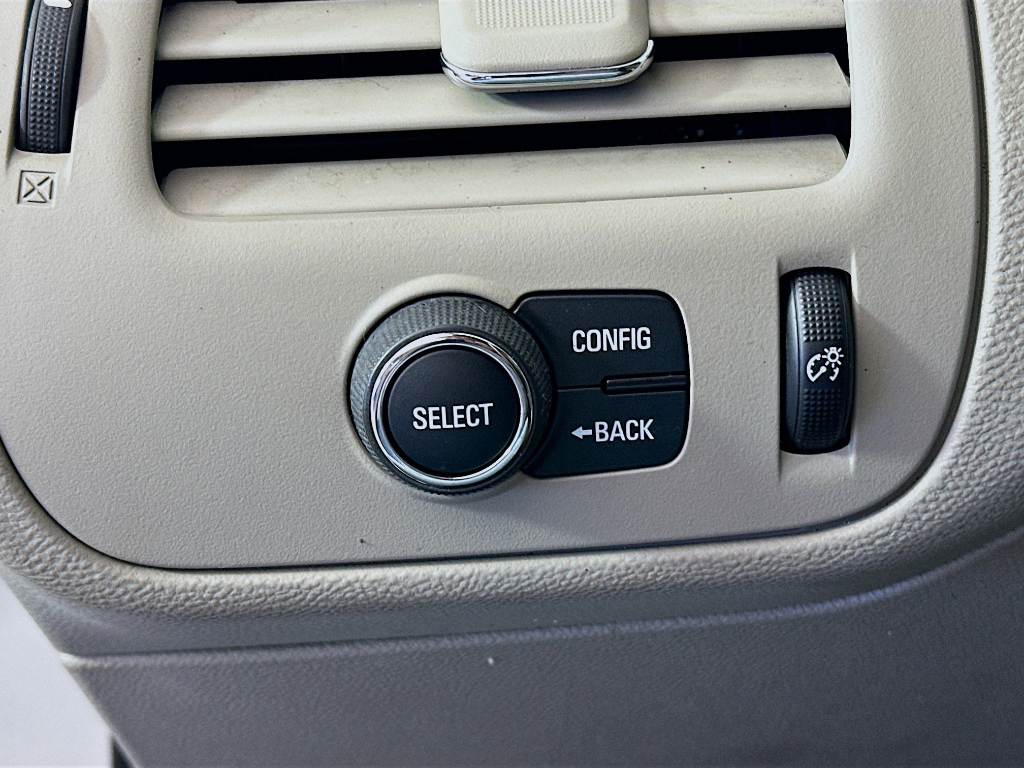 Used 2013 Chevrolet Volt Premium w/ Premium Trim Package FWD image 16