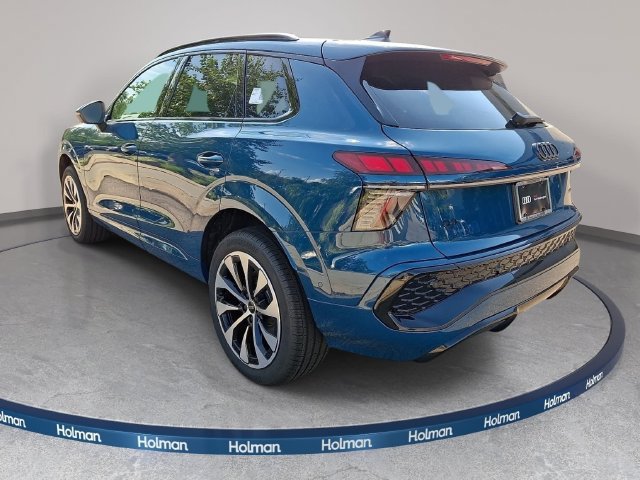 New 2026 Audi Q3 quattro 2.0T AWD/4WD image 2