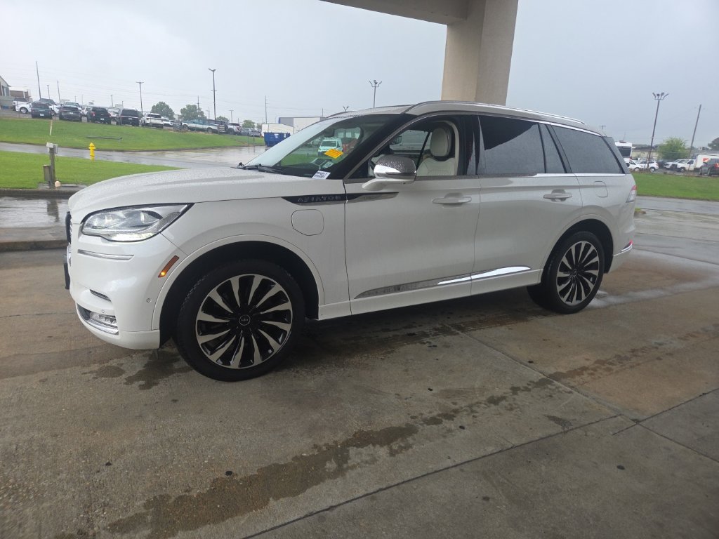 Used 2020 Lincoln Aviator Black Label Grand Touring w/ Class IV Trailer Tow Package AWD/4WD image 5