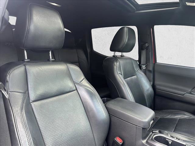 Used 2021 Toyota Tacoma TRD Off-Road w/ TRD Premium Off Road Package image 26