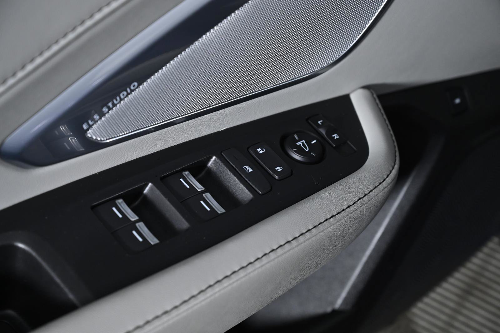 Used 2021 Acura RDX FWD w/ Technology Package image 25