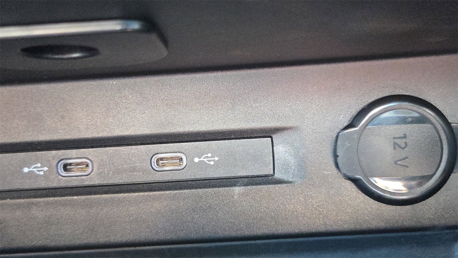 Used 2024 Volkswagen Taos SE image 32