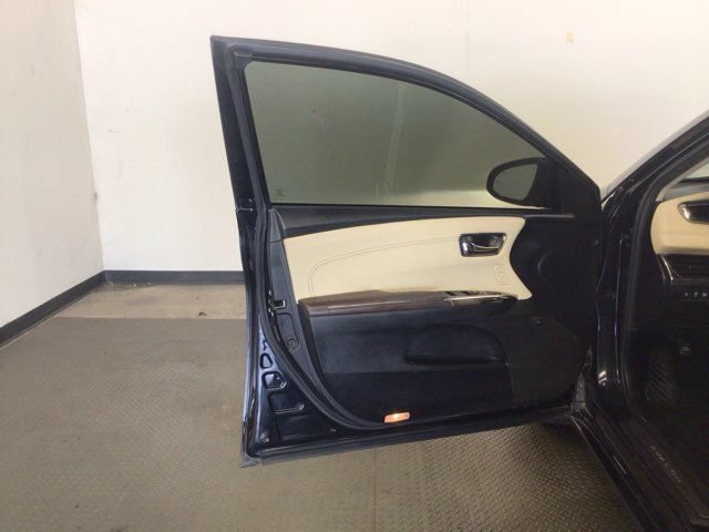 Used 2017 Toyota Avalon Limited FWD image 16