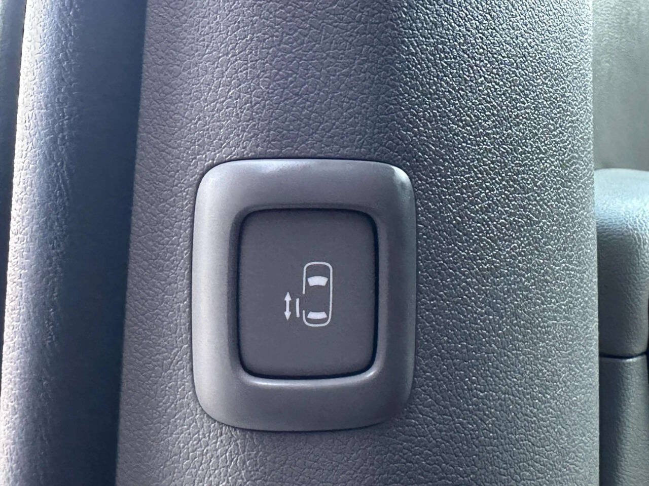 Used 2015 Kia Sedona EX FWD image 14