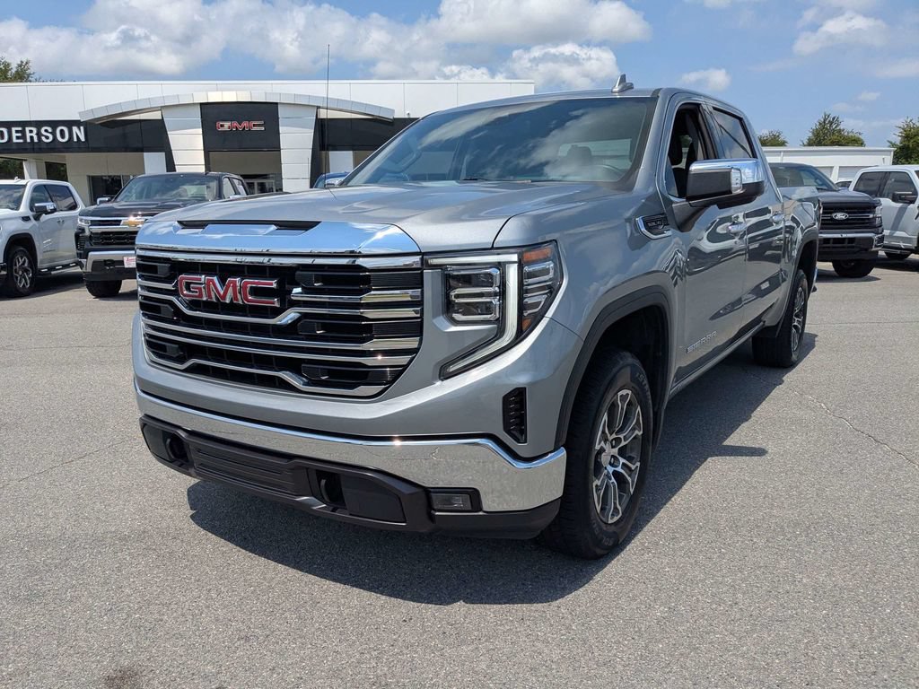 Used 2025 GMC Sierra 1500 SLT AWD/4WD image 8