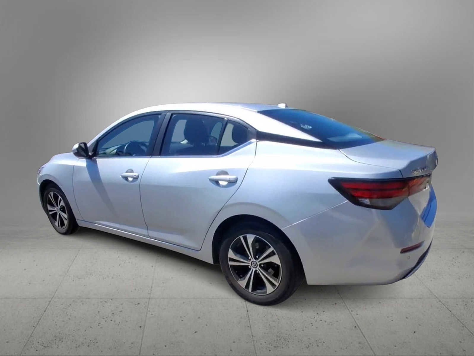 Used 2023 Nissan Sentra SV FWD image 6