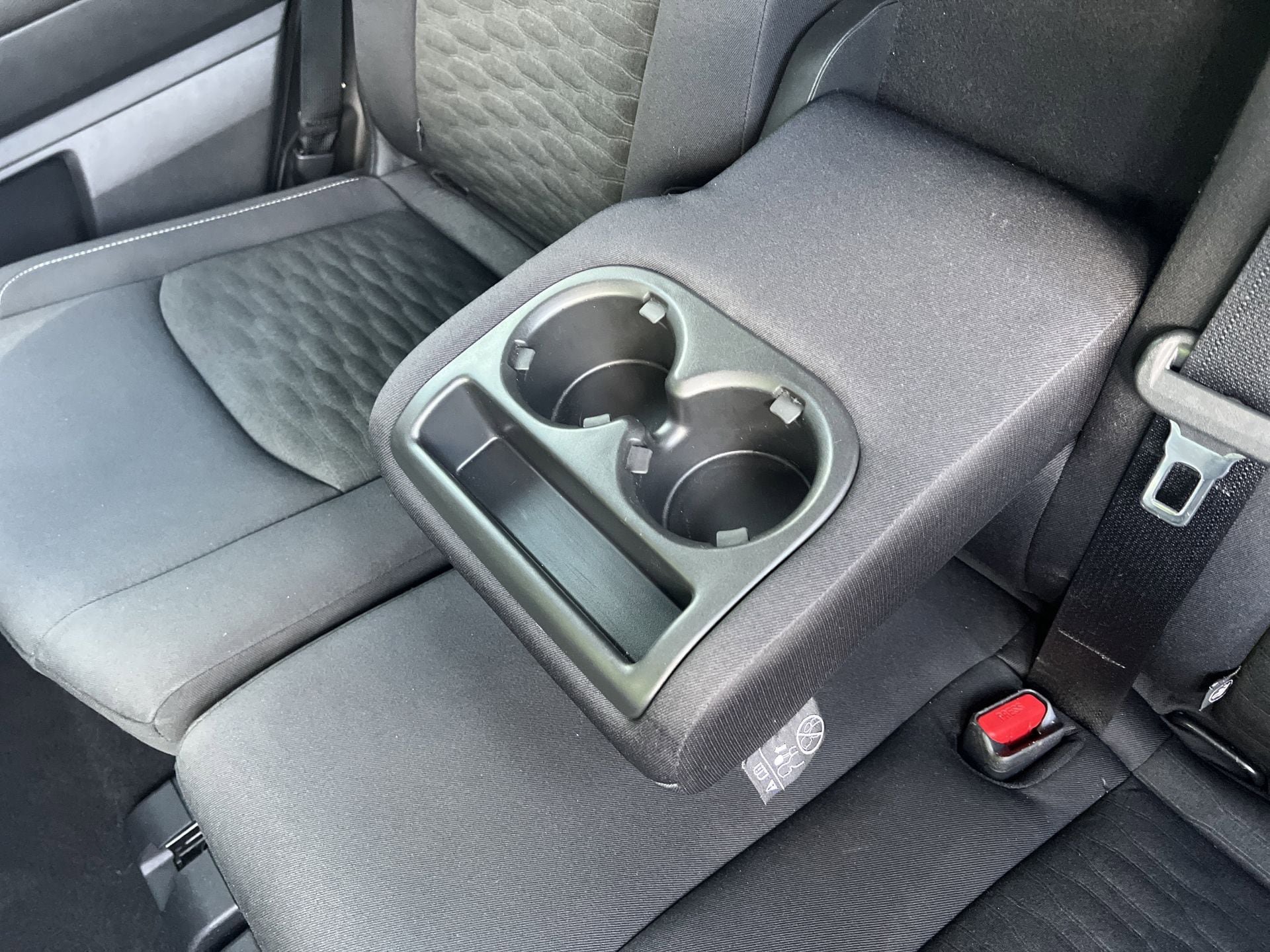 Used 2024 Nissan Pathfinder SV FWD image 18