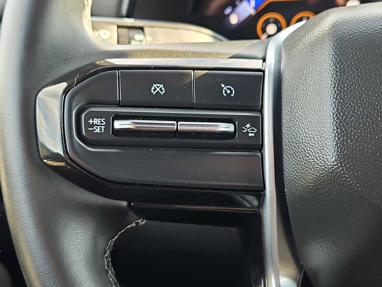 Certified 2024 Chevrolet Colorado ZR2 w/ Technology Package image 27