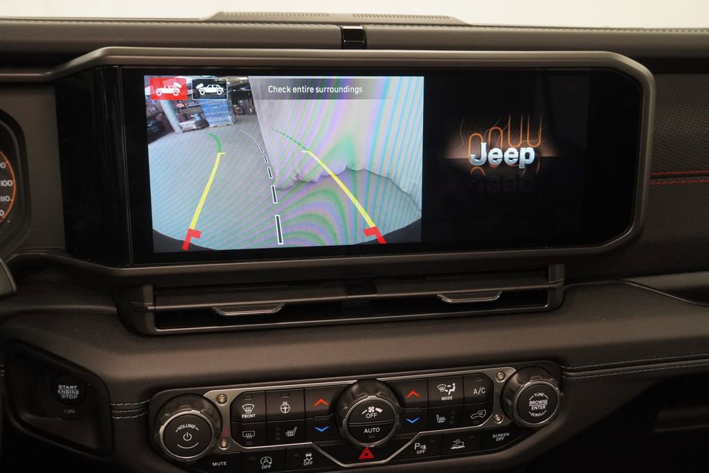 Certified 2026 Jeep Wrangler Unlimited Rubicon image 34