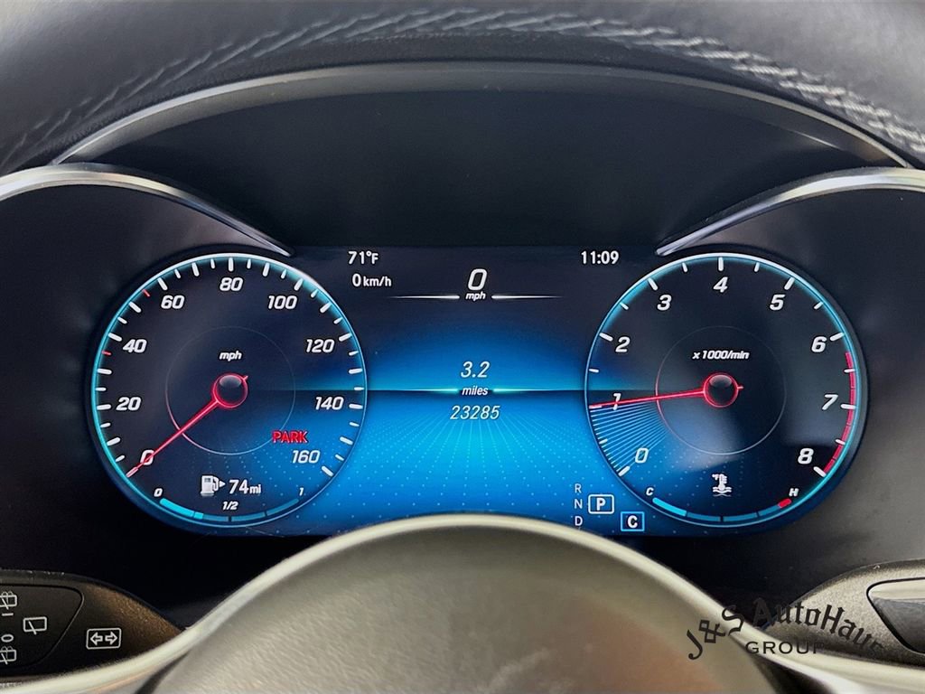 Used 2022 Mercedes-Benz GLC 300 GLC 300 image 15