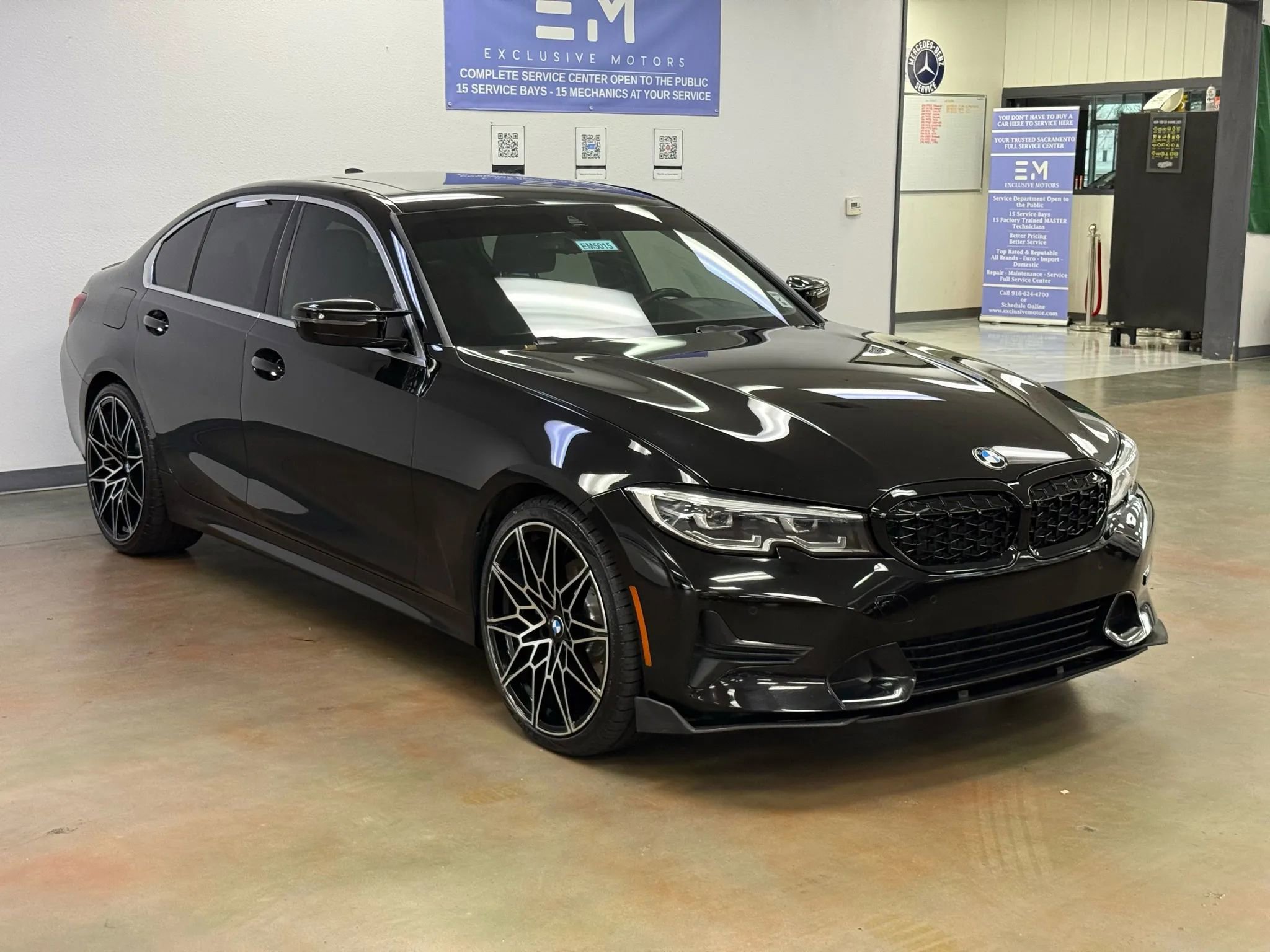 Used 2019 BMW 330i Sedan w/ Convenience Package image 2