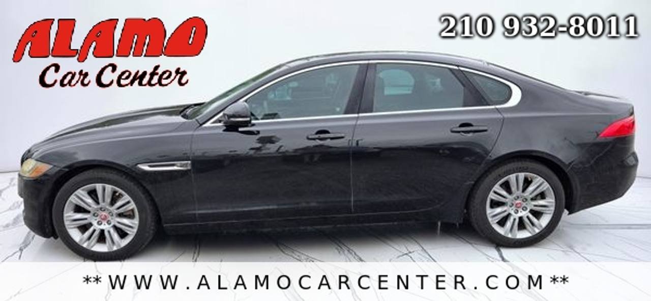 Used 2017 Jaguar XF Premium RWD image 2