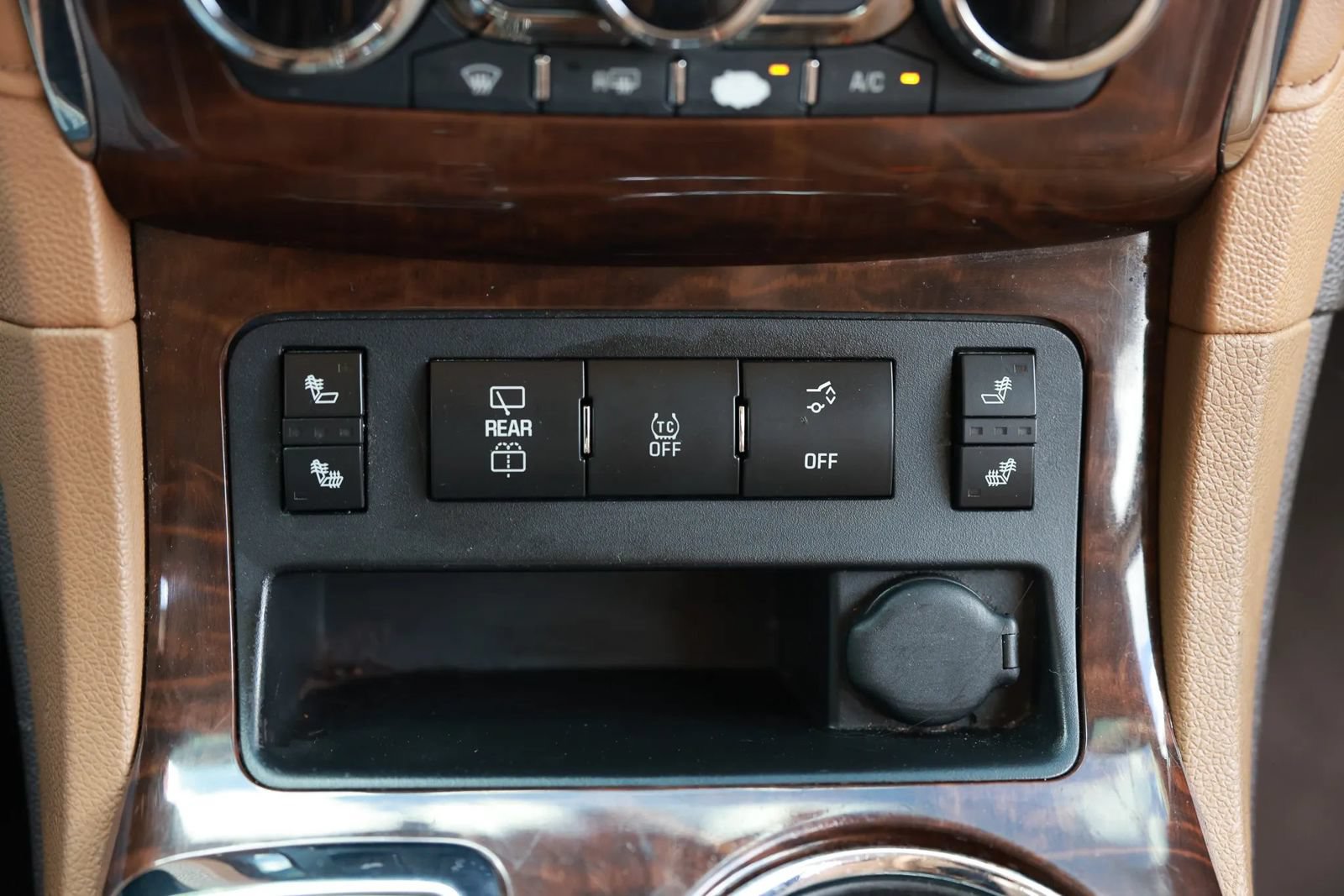 Used 2014 Buick Enclave Leather FWD image 34