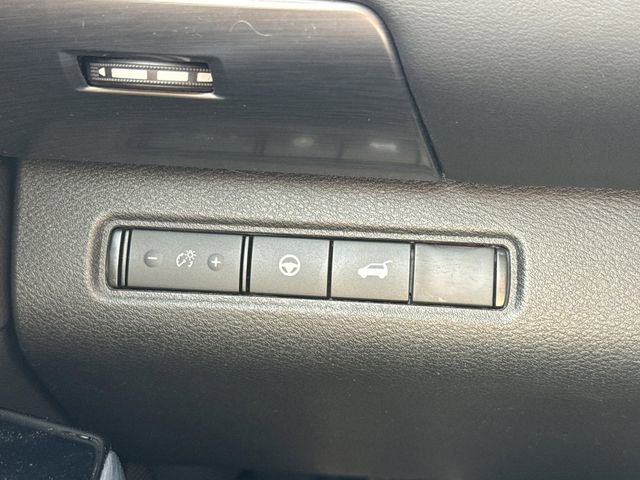 Used 2024 Nissan Pathfinder SL image 26