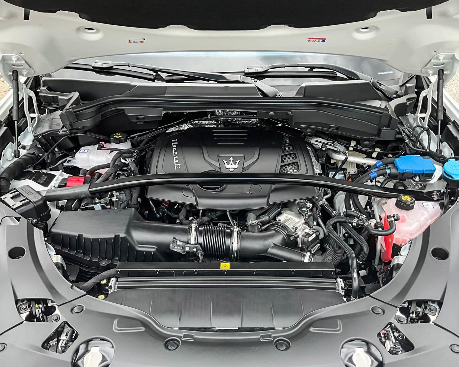 Used 2024 Maserati Grecale GT image 24