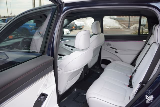 Used 2025 Jeep Wagoneer S Limited AWD/4WD image 16