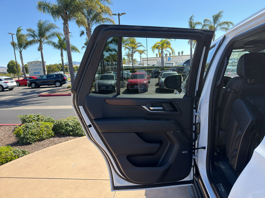New 2026 GMC Yukon Denali w/ Advanced Technology Package RWD image 9