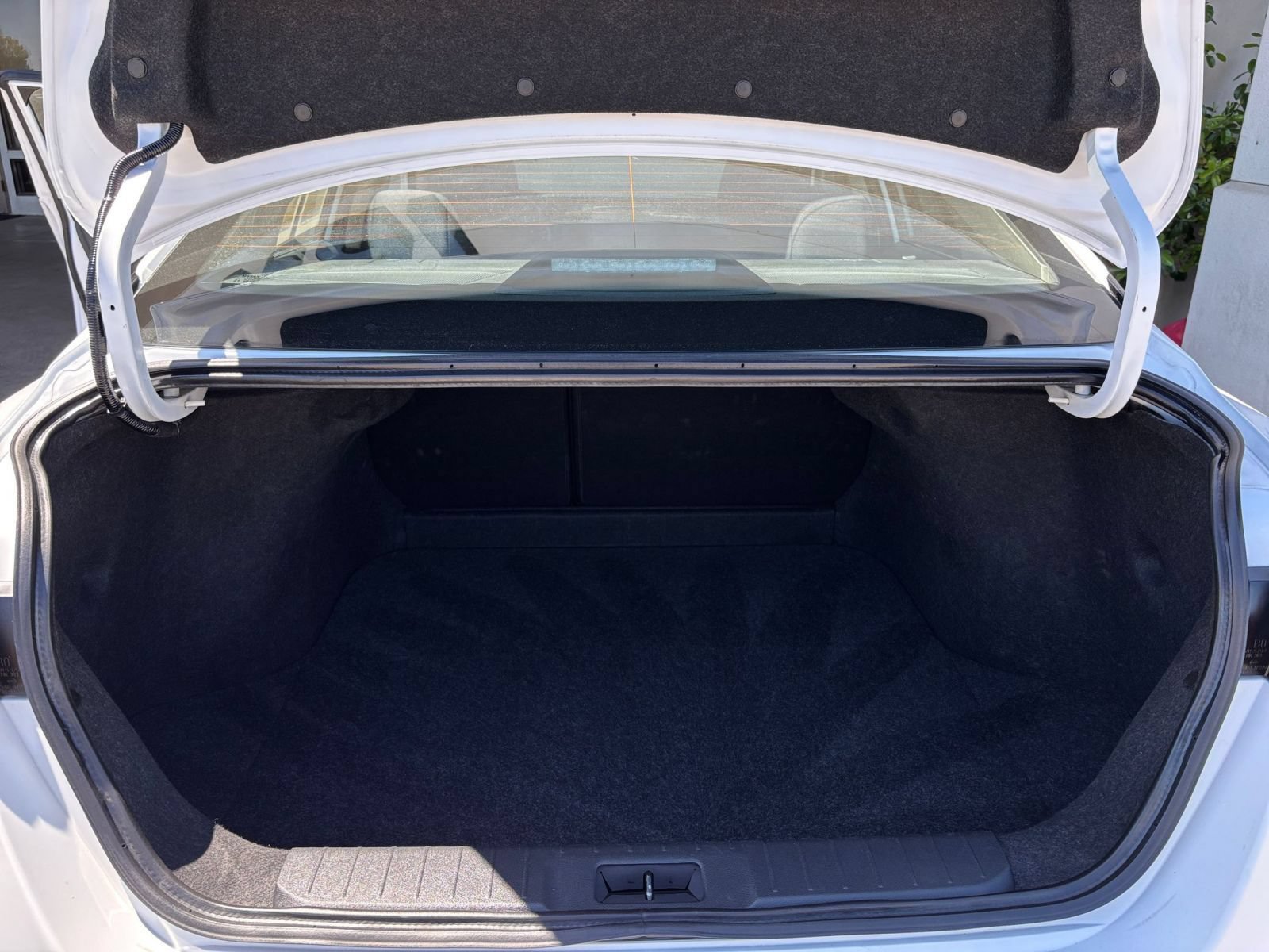 Used 2025 Nissan Sentra S FWD image 29