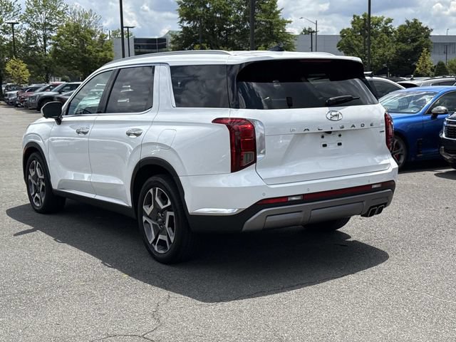 Used 2023 Hyundai Palisade Limited AWD/4WD image 4